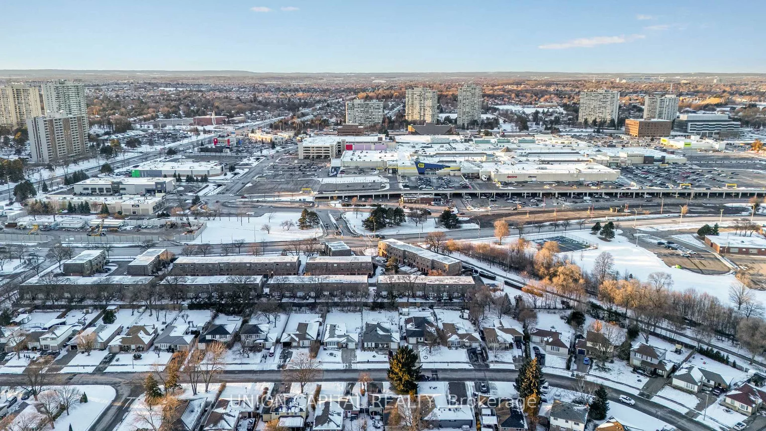 9, Briar, Avondale, Brampton