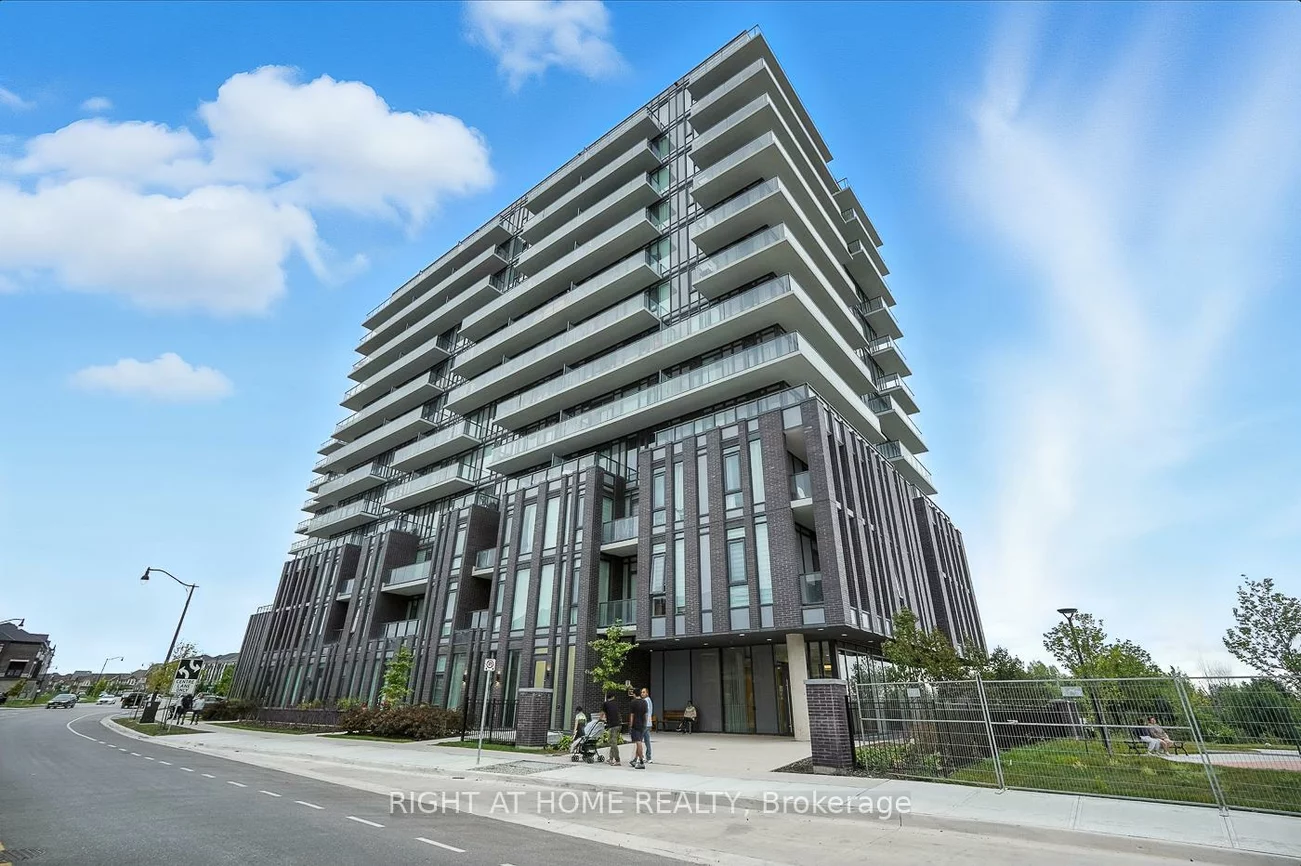 215, Veterans, Northwest Brampton, Brampton