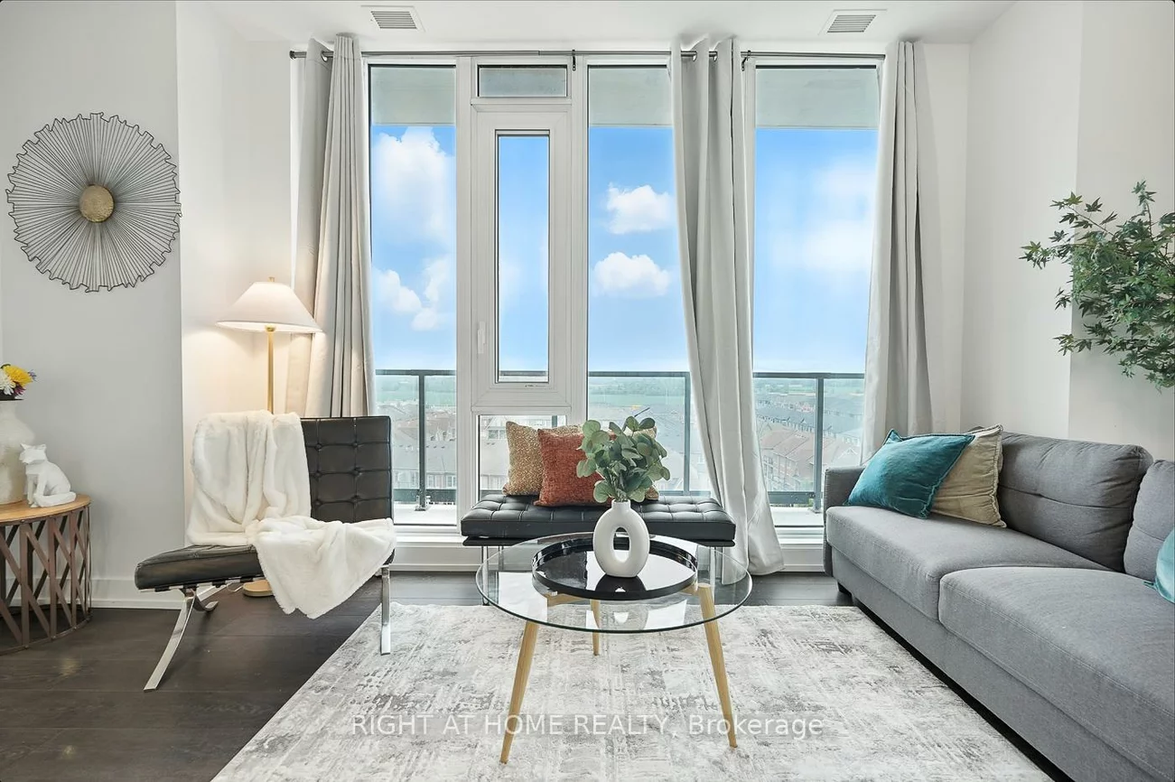 215, Veterans, Northwest Brampton, Brampton