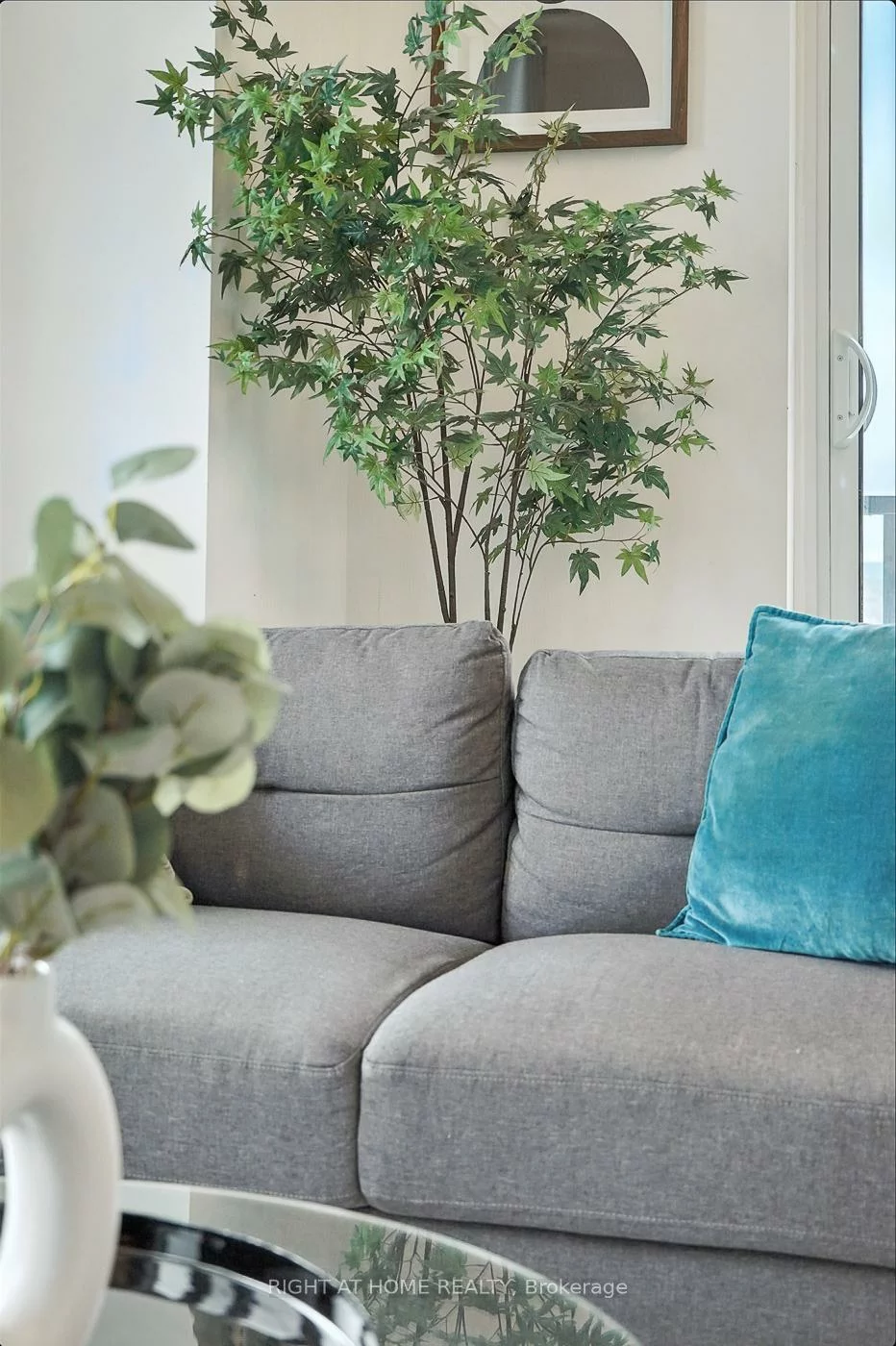 215, Veterans, Northwest Brampton, Brampton