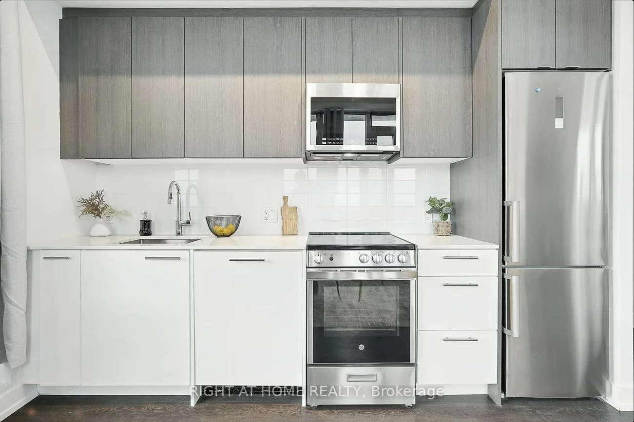 215, Veterans, Northwest Brampton, Brampton