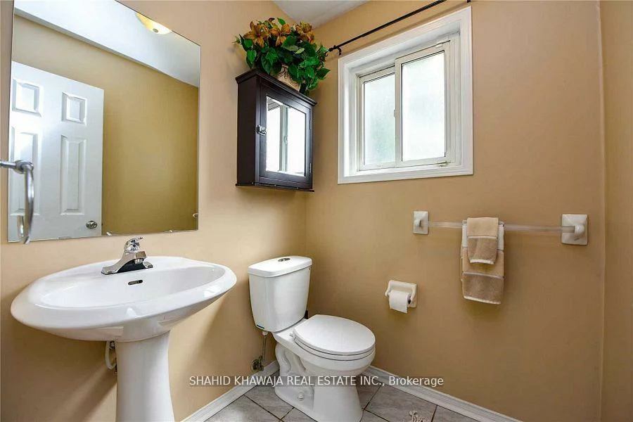 34, Spadina, Brampton West, Brampton