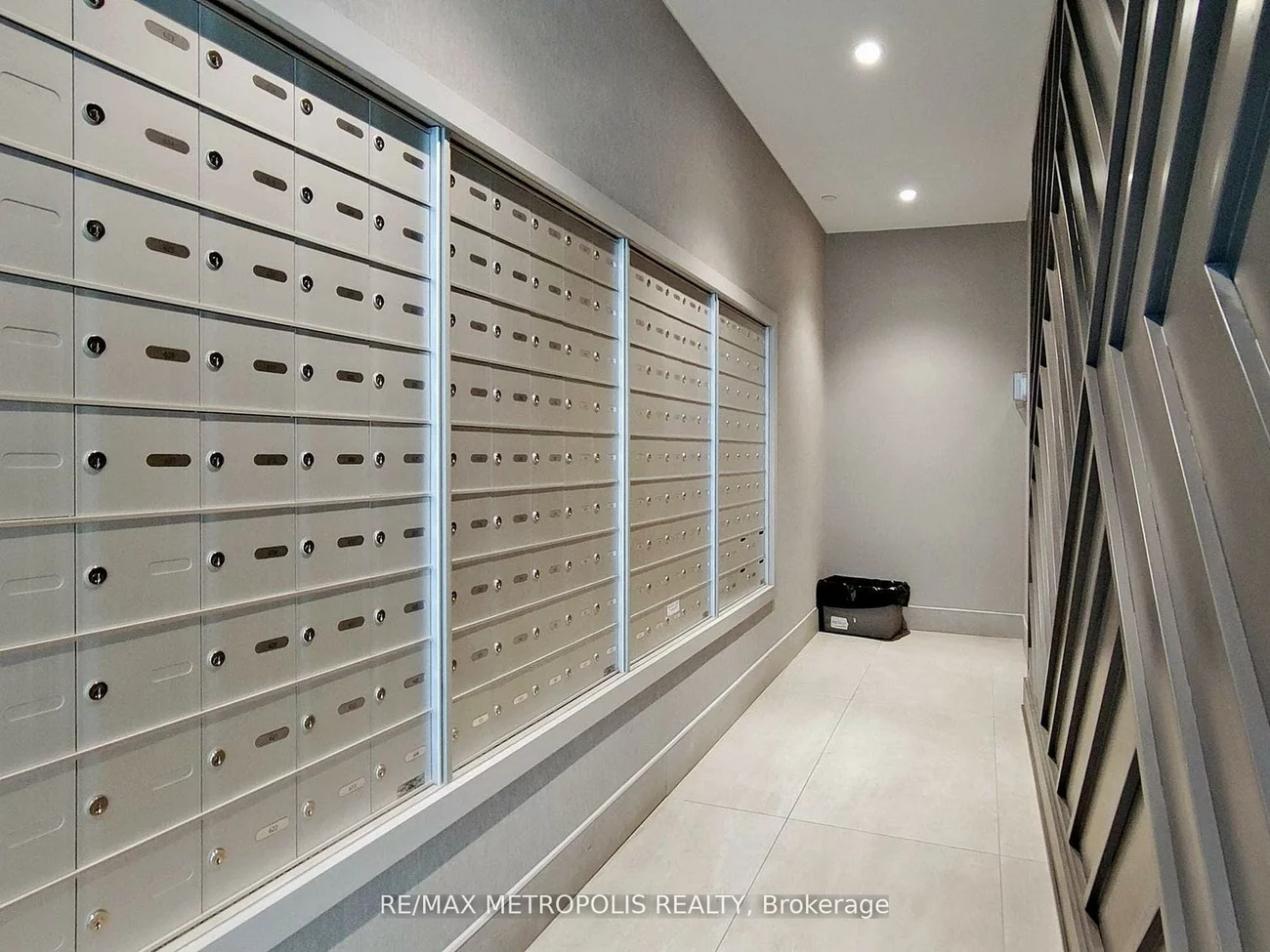 200, Lagerfeld, Northwest Brampton, Brampton