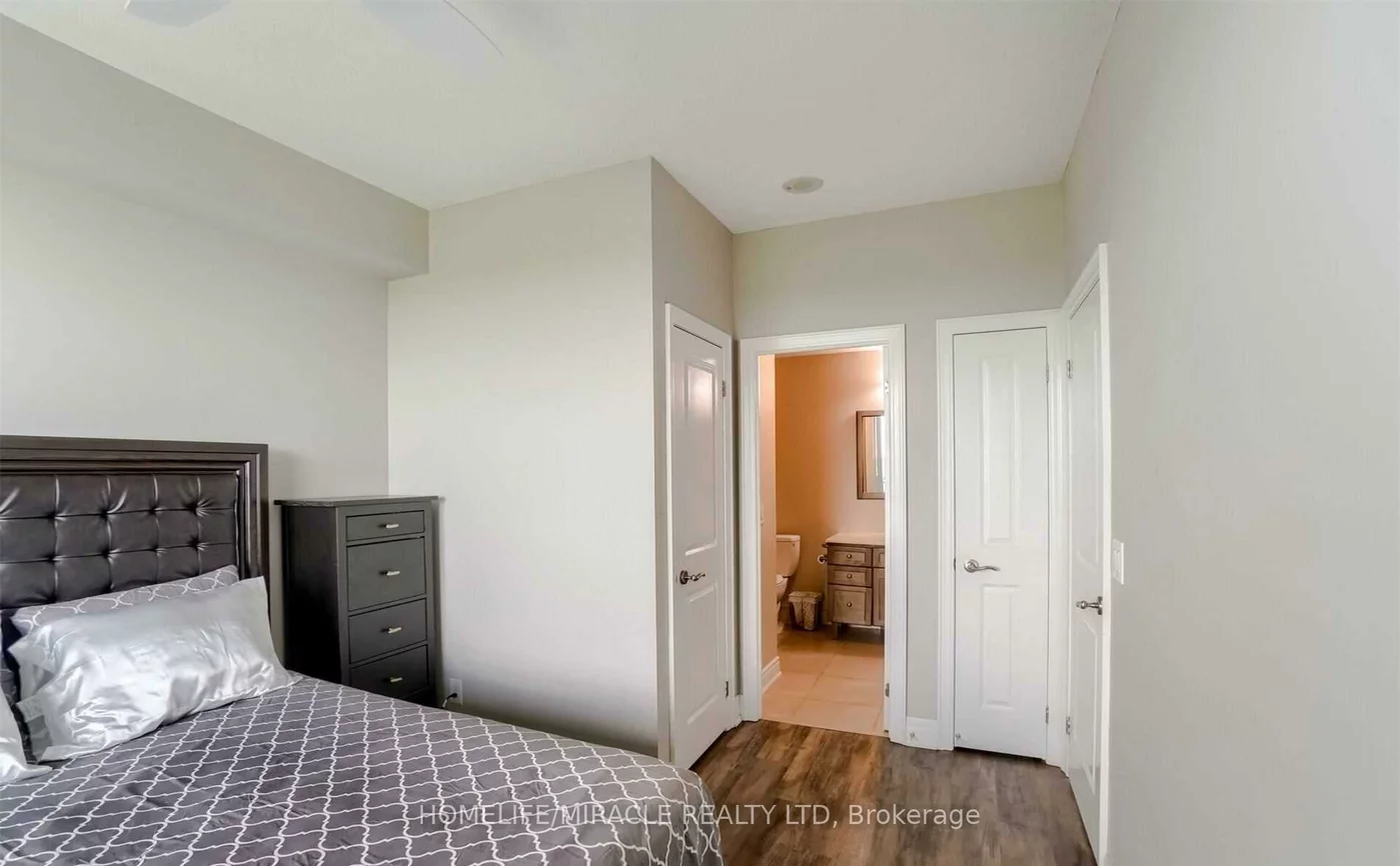 100, John, Downtown Brampton, Brampton