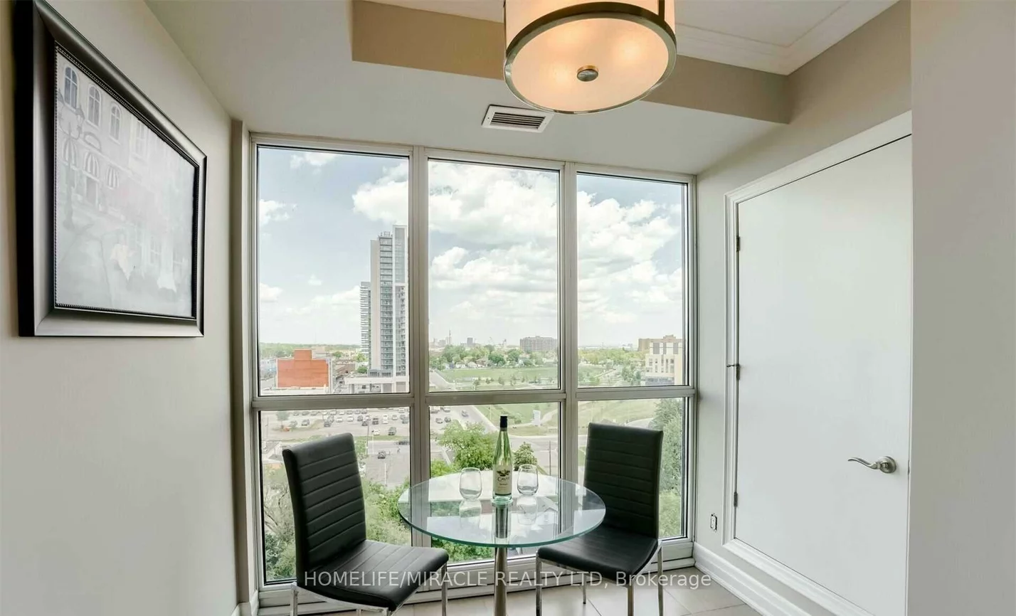 100, John, Downtown Brampton, Brampton