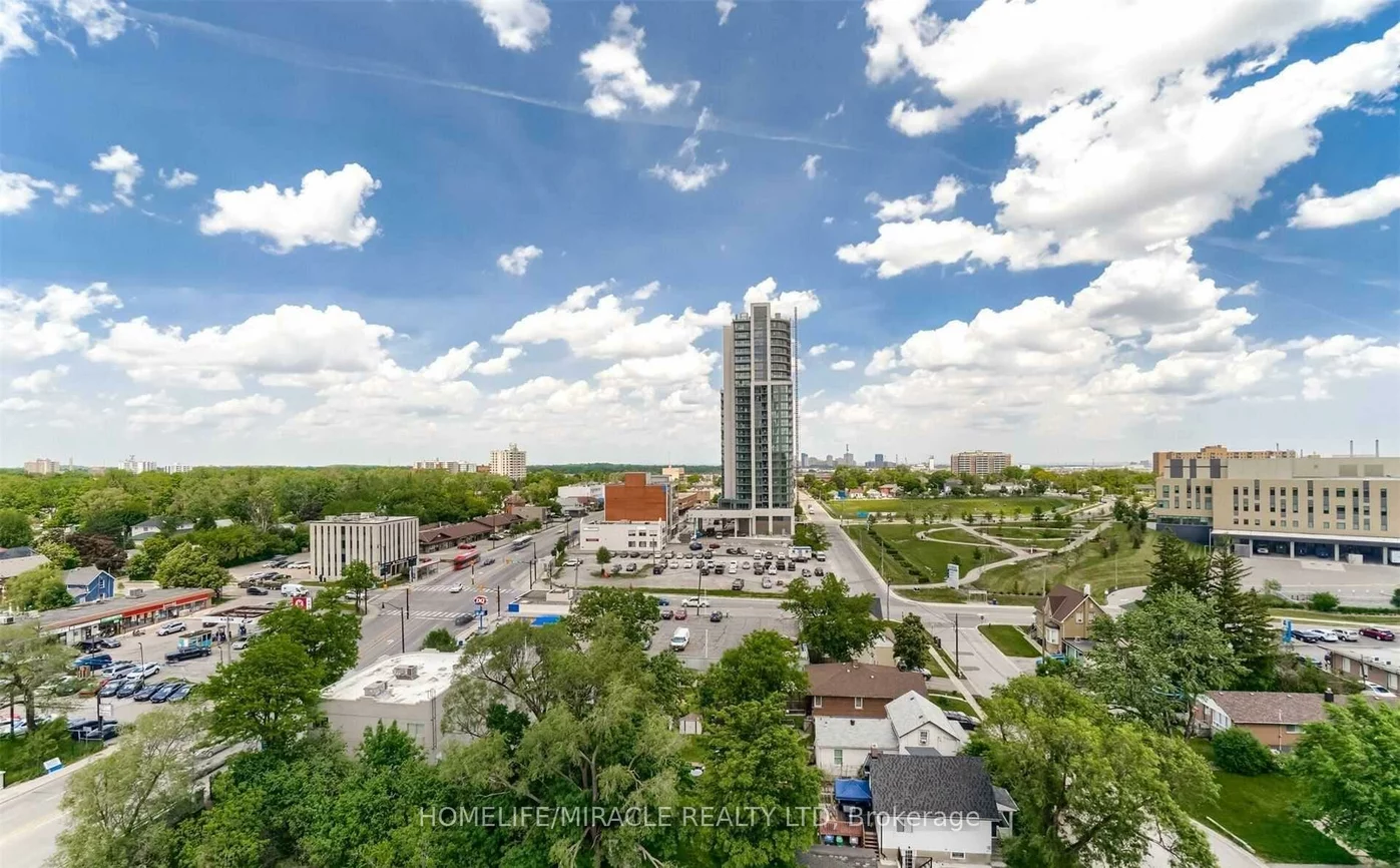 100, John, Downtown Brampton, Brampton