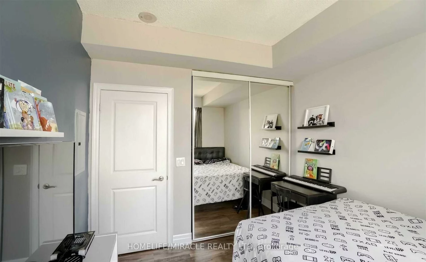 100, John, Downtown Brampton, Brampton