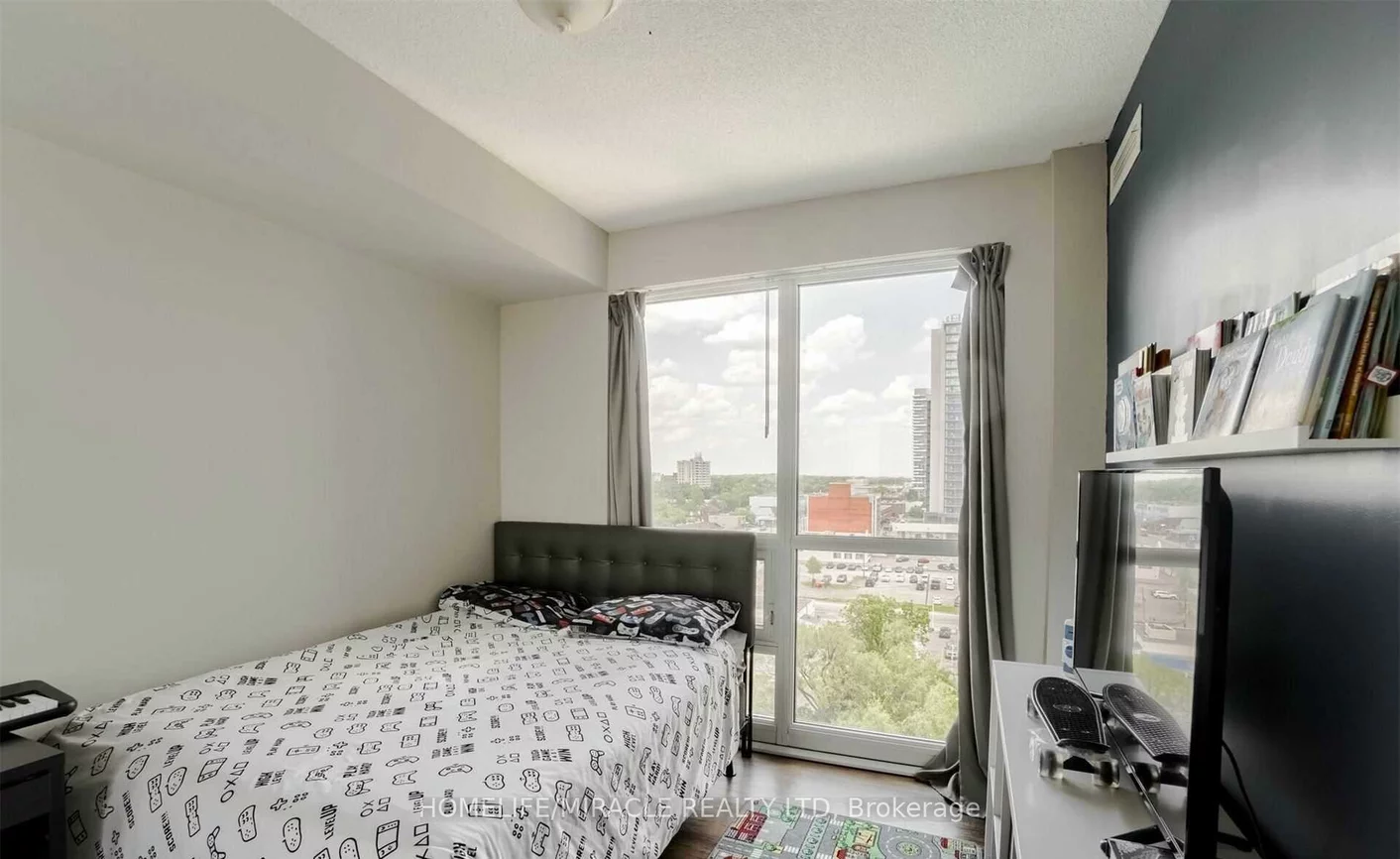 100, John, Downtown Brampton, Brampton