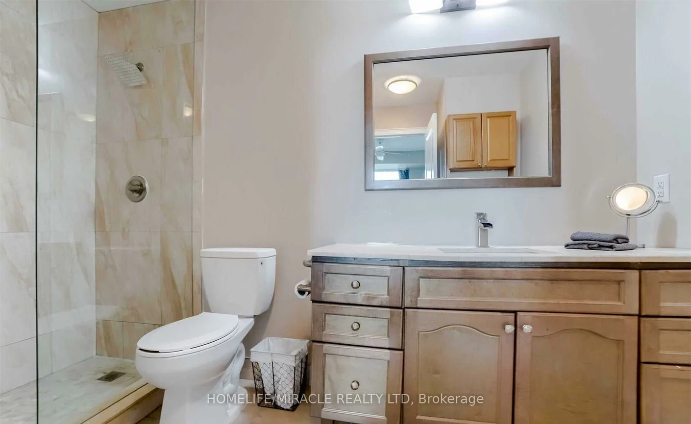 100, John, Downtown Brampton, Brampton