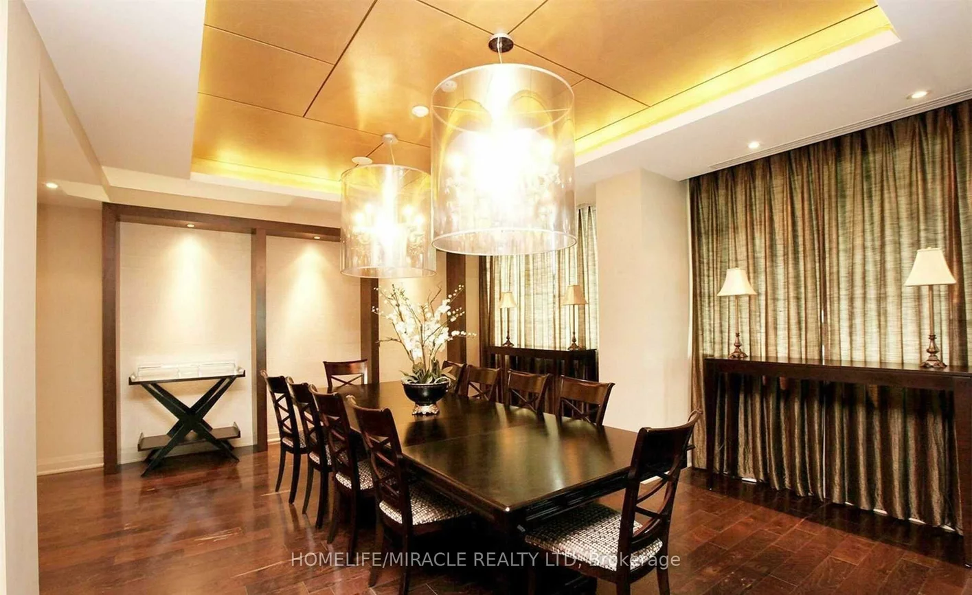 100, John, Downtown Brampton, Brampton