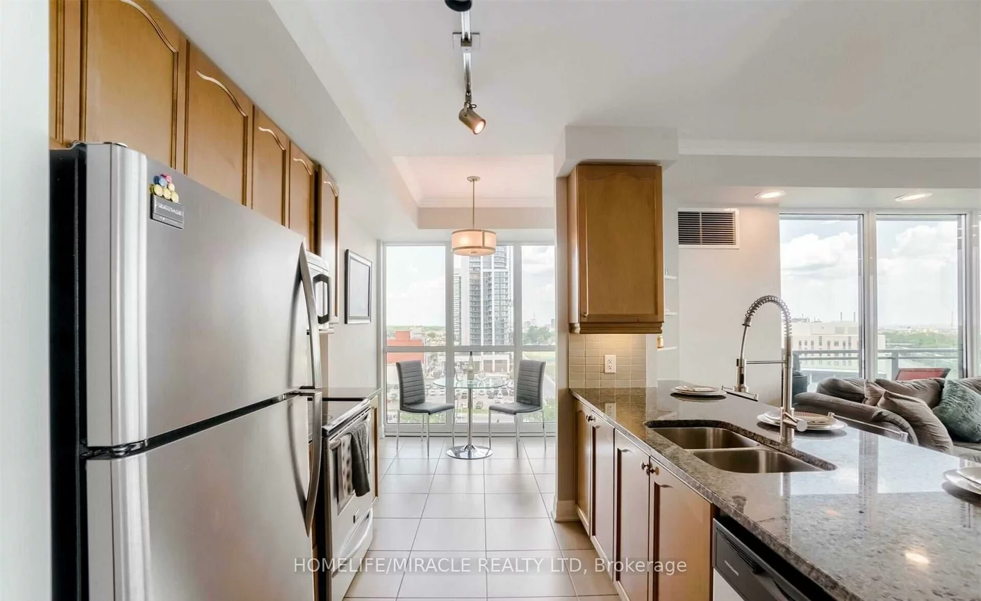 100, John, Downtown Brampton, Brampton