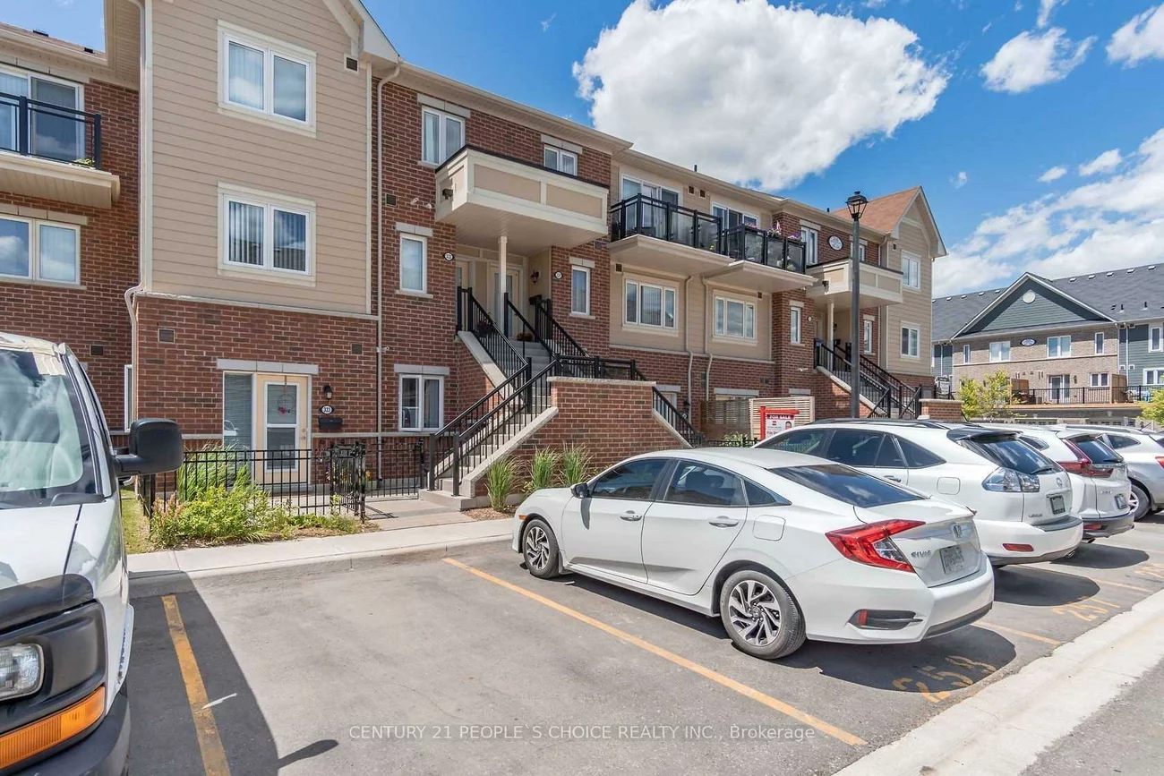 250, Sunny Meadow, Sandringham-Wellington, Brampton