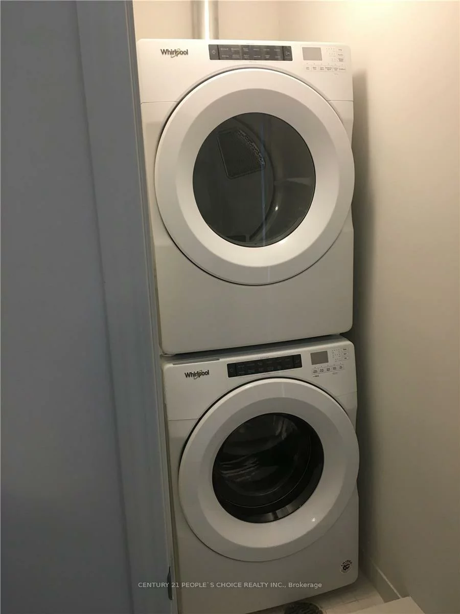 250, Sunny Meadow, Sandringham-Wellington, Brampton