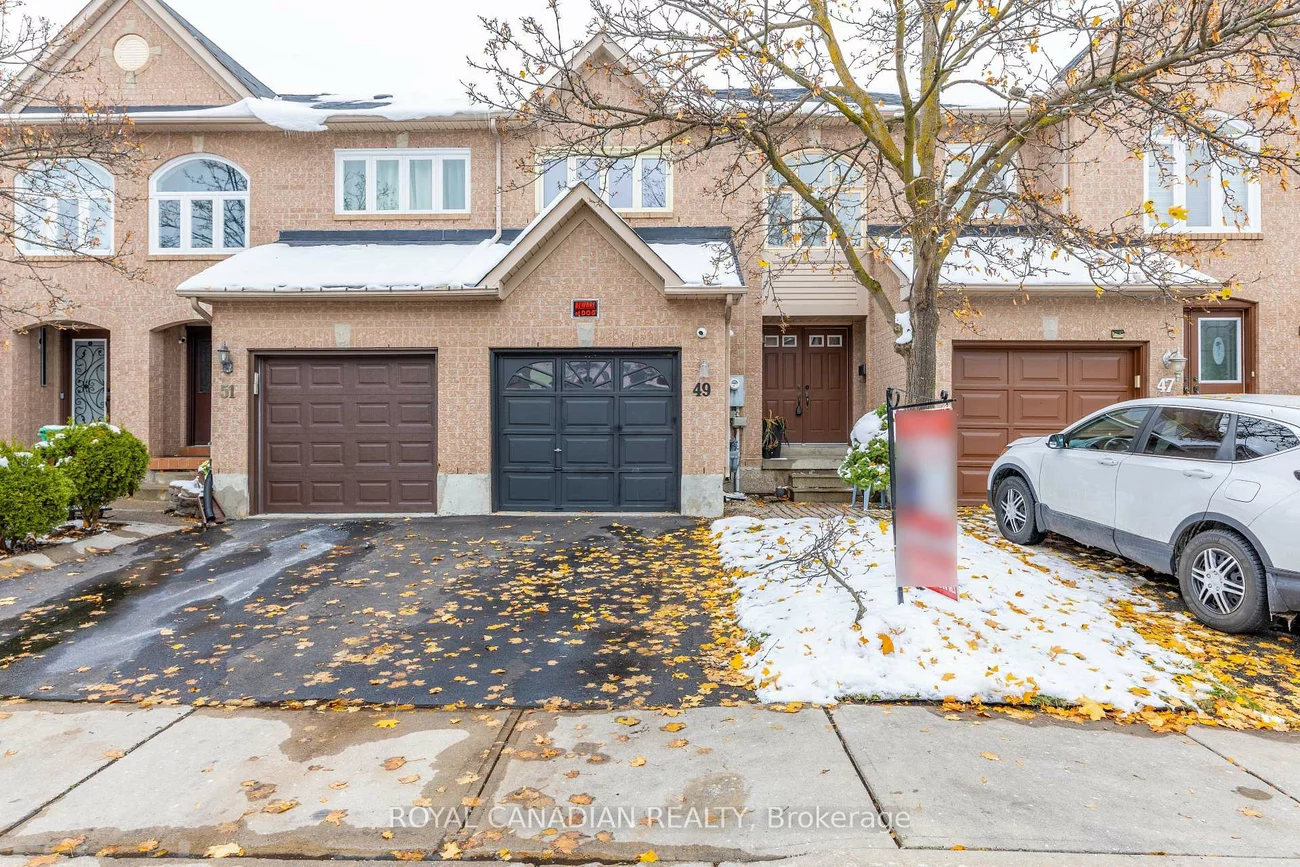 49, Goldenlight, Brampton West, Brampton