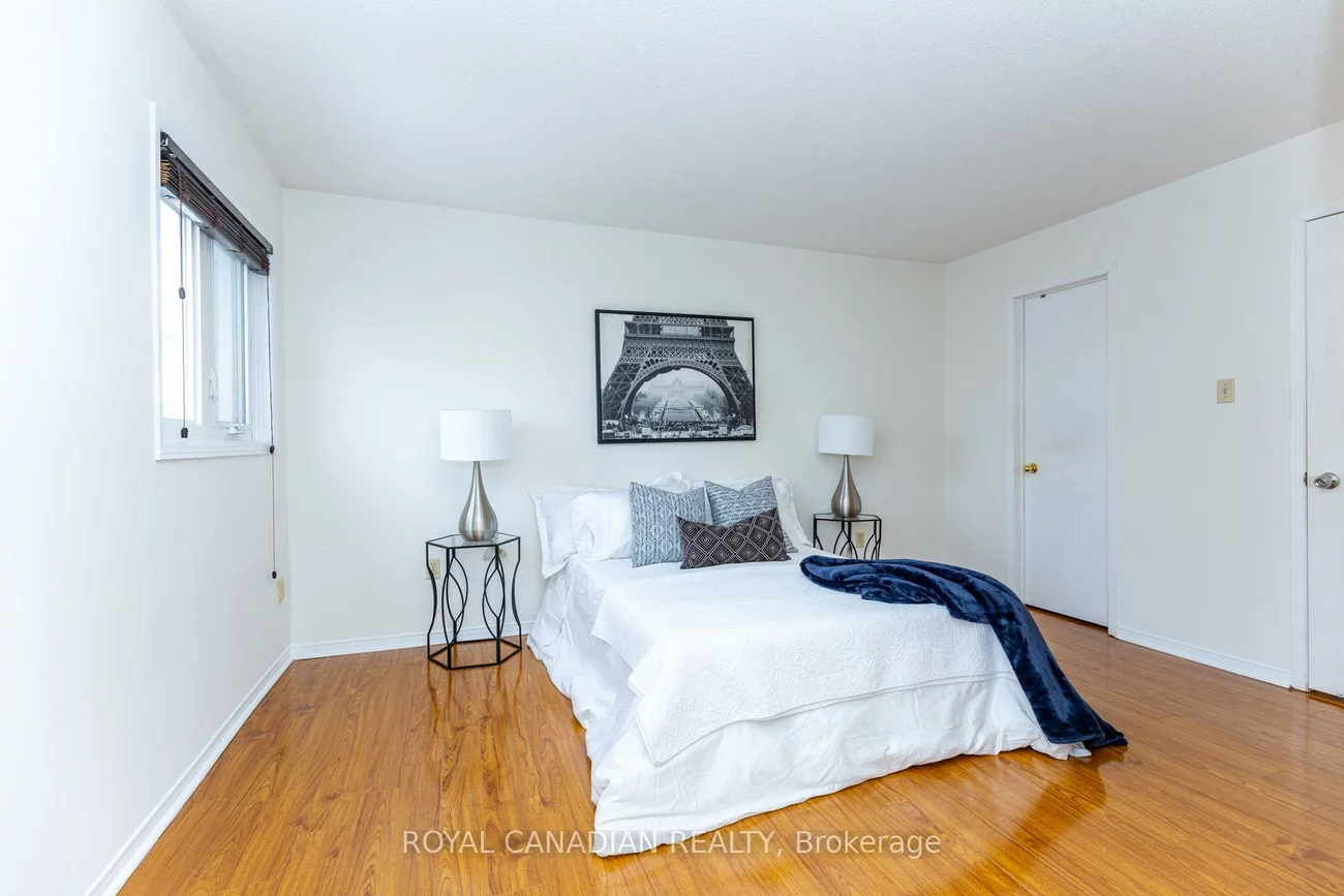 49, Goldenlight, Brampton West, Brampton