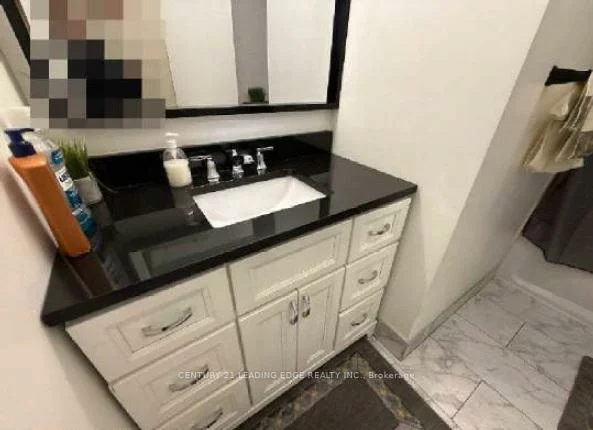 245, Fleetwood, Southgate, Brampton