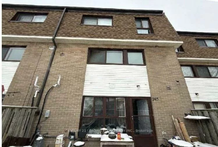 245, Fleetwood, Southgate, Brampton