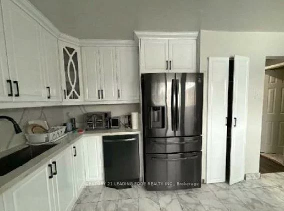 245, Fleetwood, Southgate, Brampton