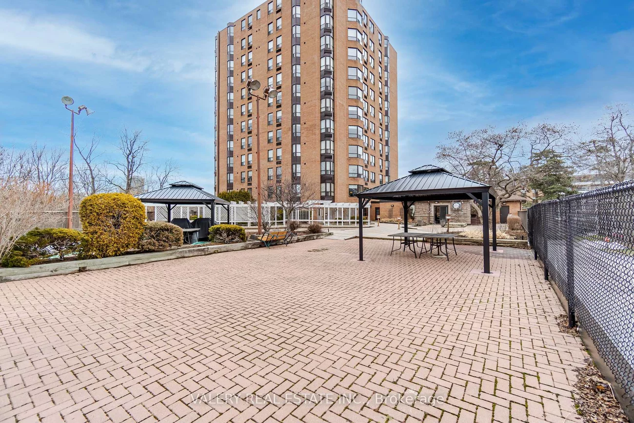 58, Church, Downtown Brampton, Brampton