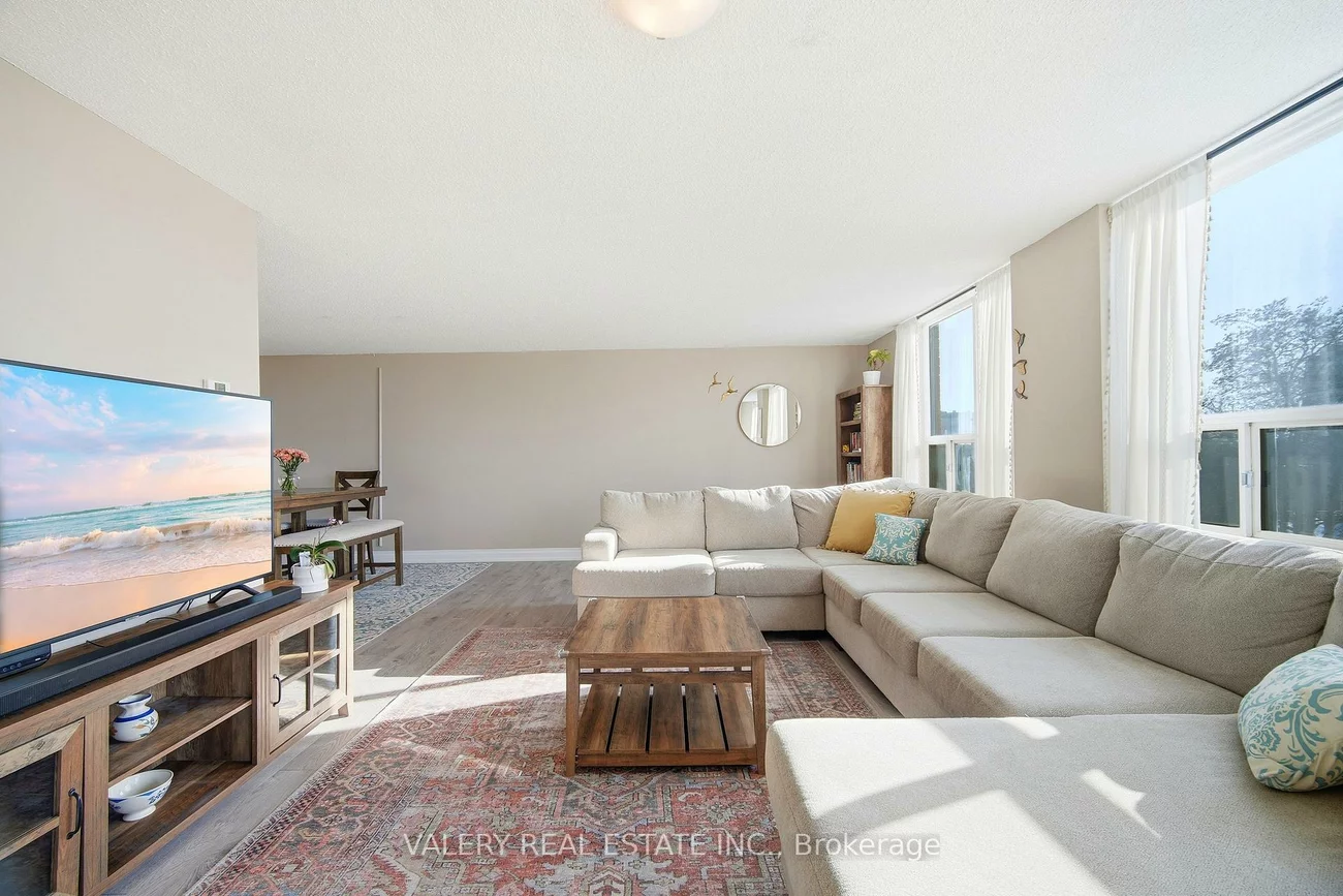 58, Church, Downtown Brampton, Brampton