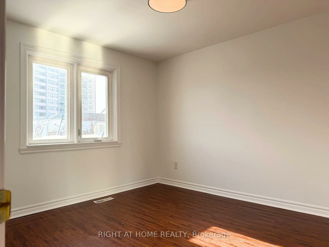 128, Townhouse, Brampton East, Brampton