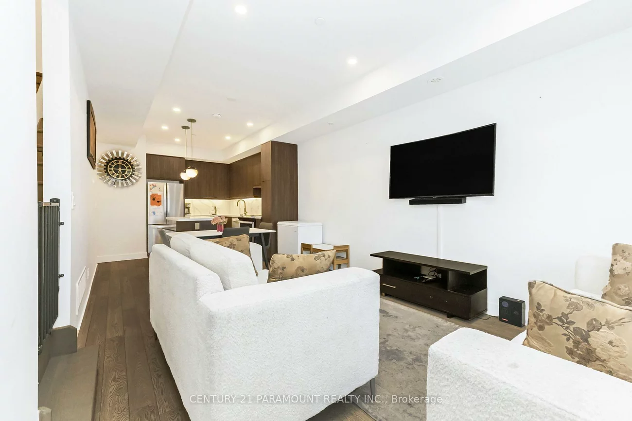 200, Malta, Fletcher's Creek South, Brampton