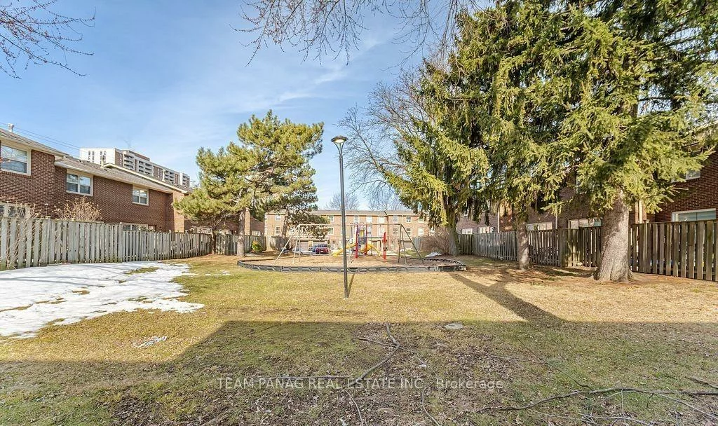 38, Eden, Southgate, Brampton