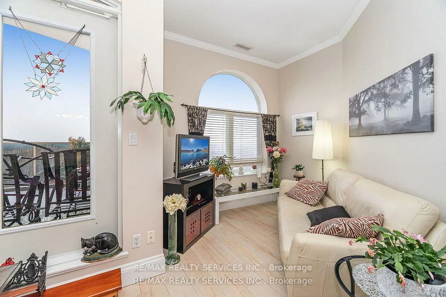 7, Dayspring, Goreway Drive Corridor, Brampton