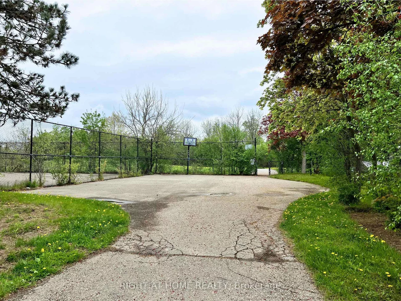 25, Baronwood, Madoc, Brampton