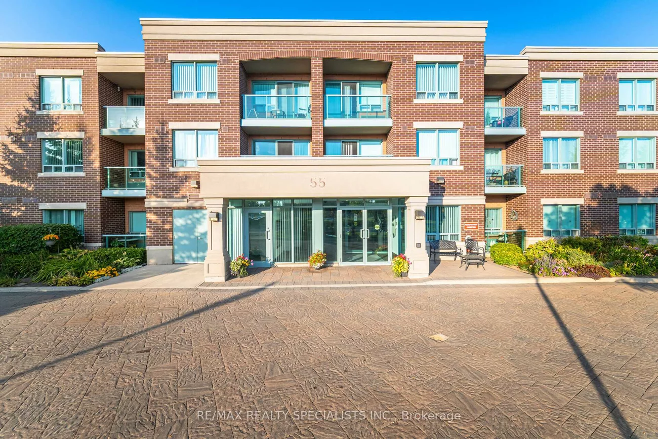 55, Via Rosedale, Sandringham-Wellington, Brampton