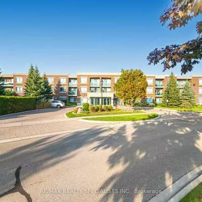 55, Via Rosedale, Sandringham-Wellington, Brampton