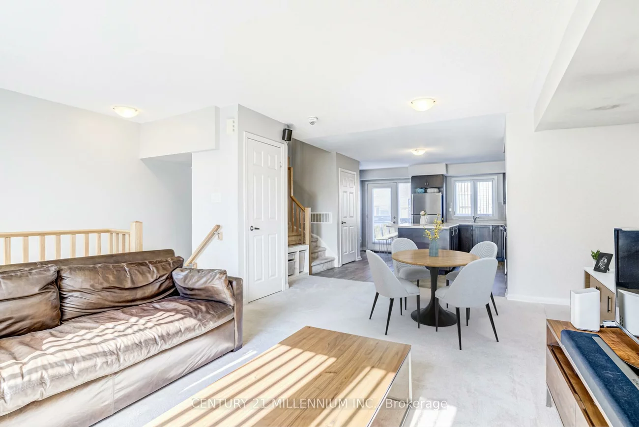 250, Sunny Meadow, Sandringham-Wellington, Brampton