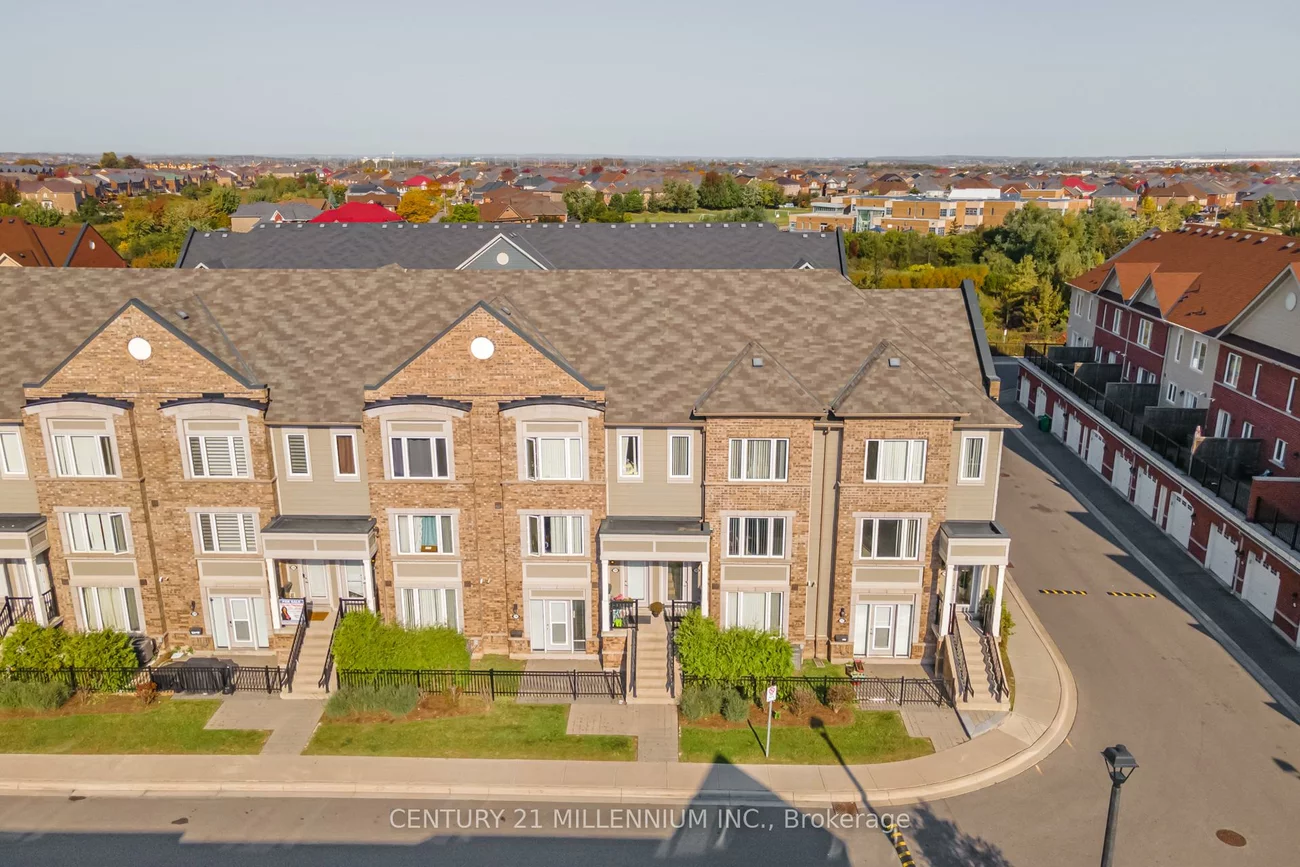 250, Sunny Meadow, Sandringham-Wellington, Brampton