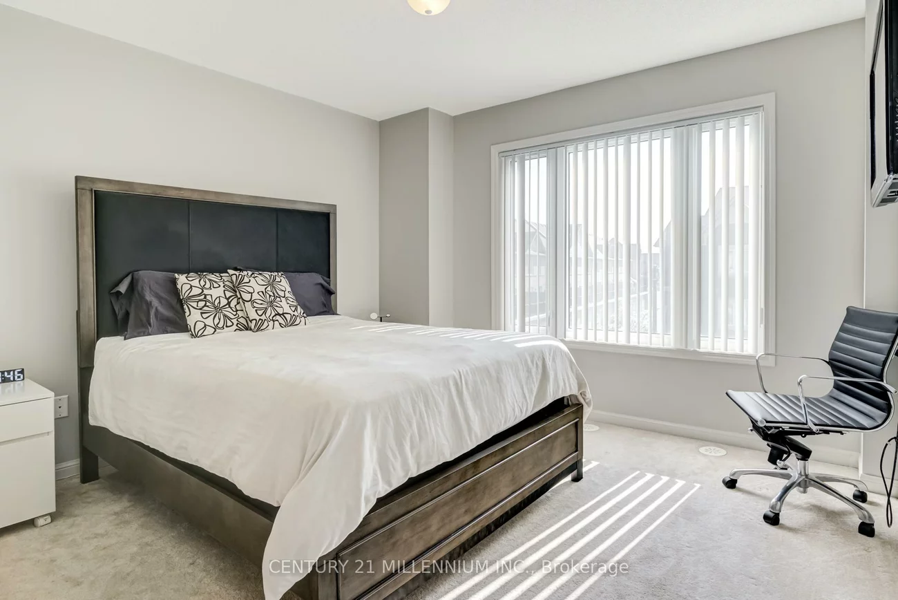 250, Sunny Meadow, Sandringham-Wellington, Brampton