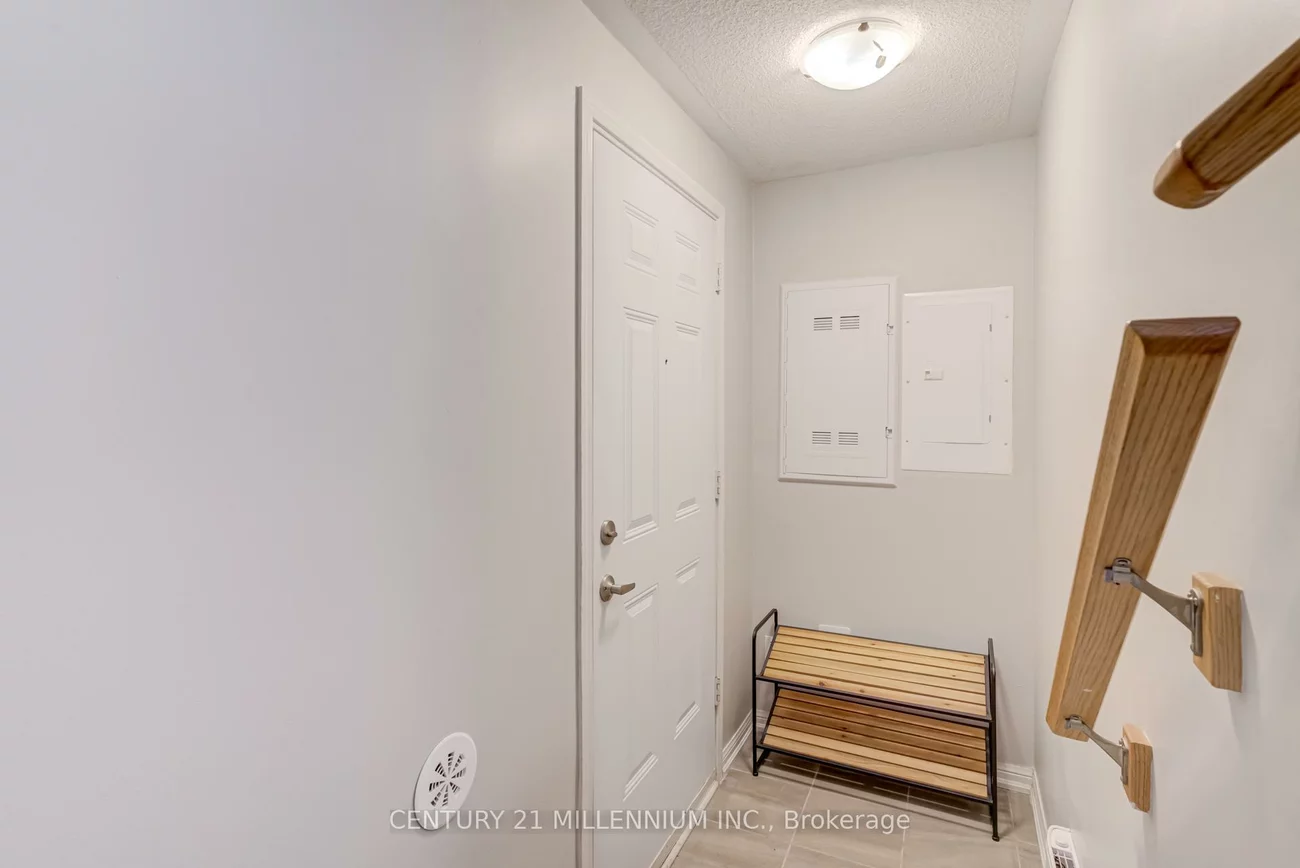 250, Sunny Meadow, Sandringham-Wellington, Brampton