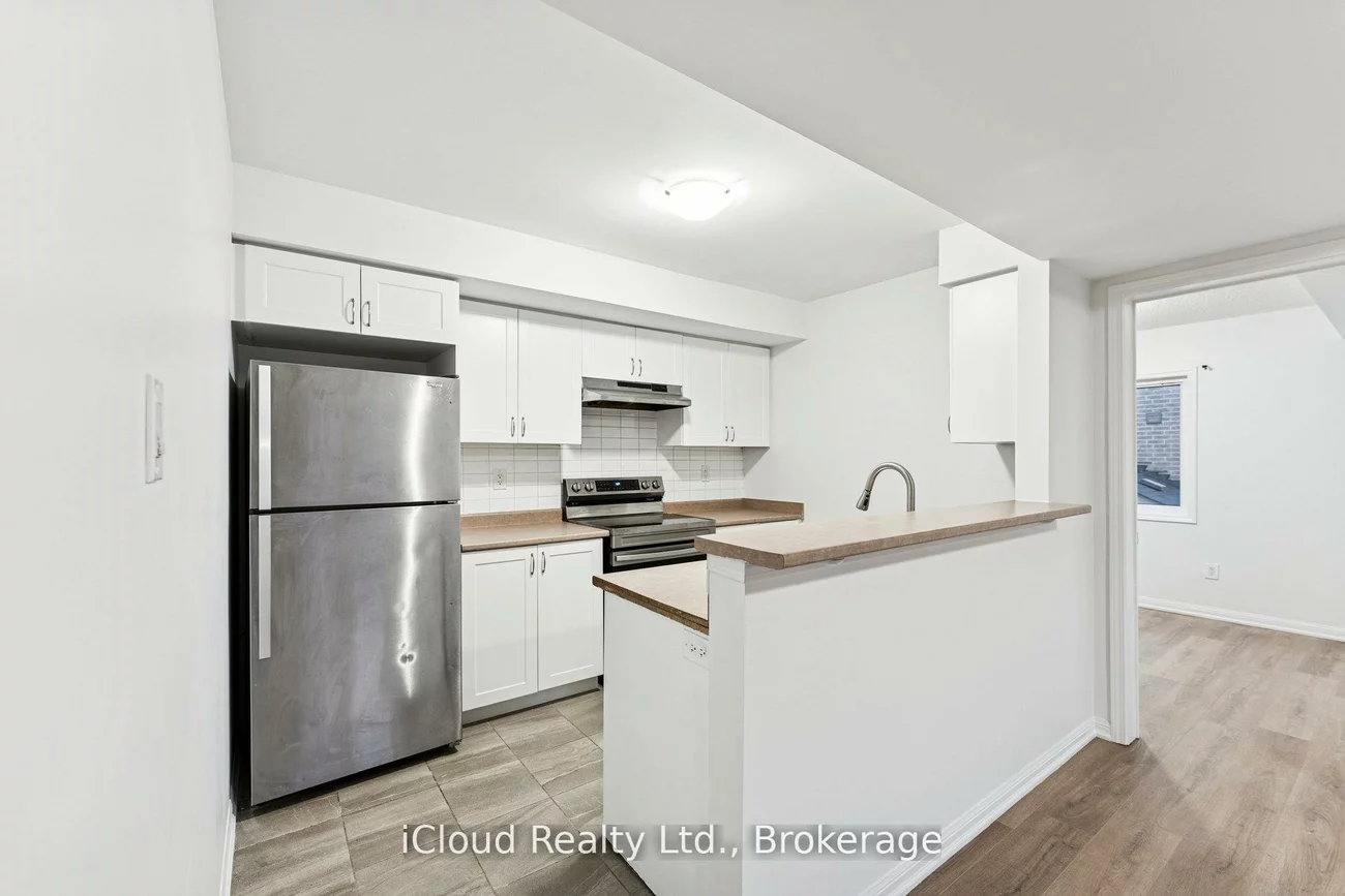 250, Sunny Meadow, Sandringham-Wellington, Brampton