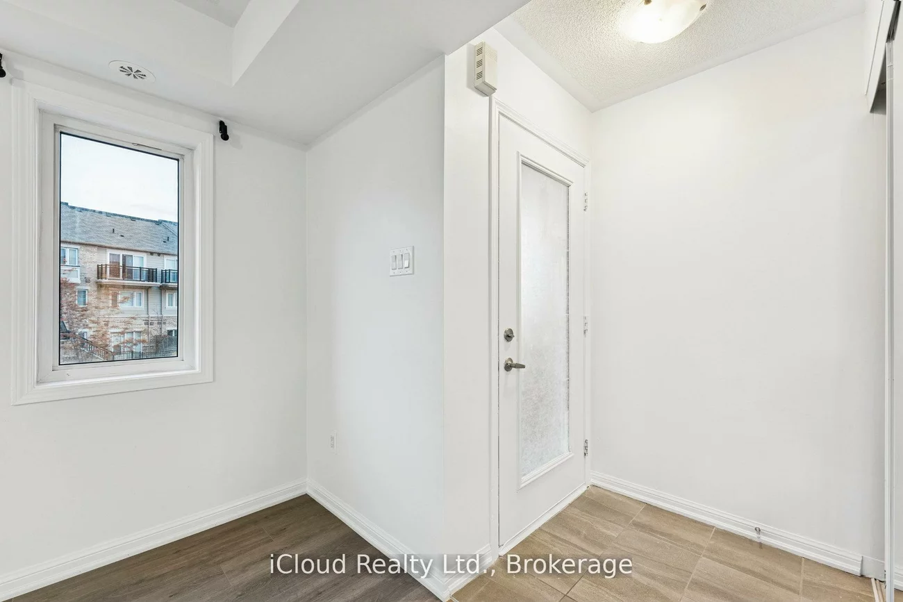 250, Sunny Meadow, Sandringham-Wellington, Brampton