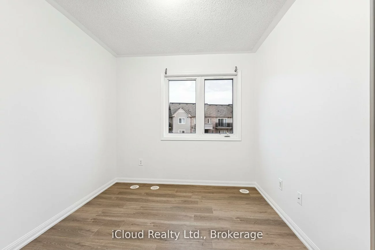 250, Sunny Meadow, Sandringham-Wellington, Brampton