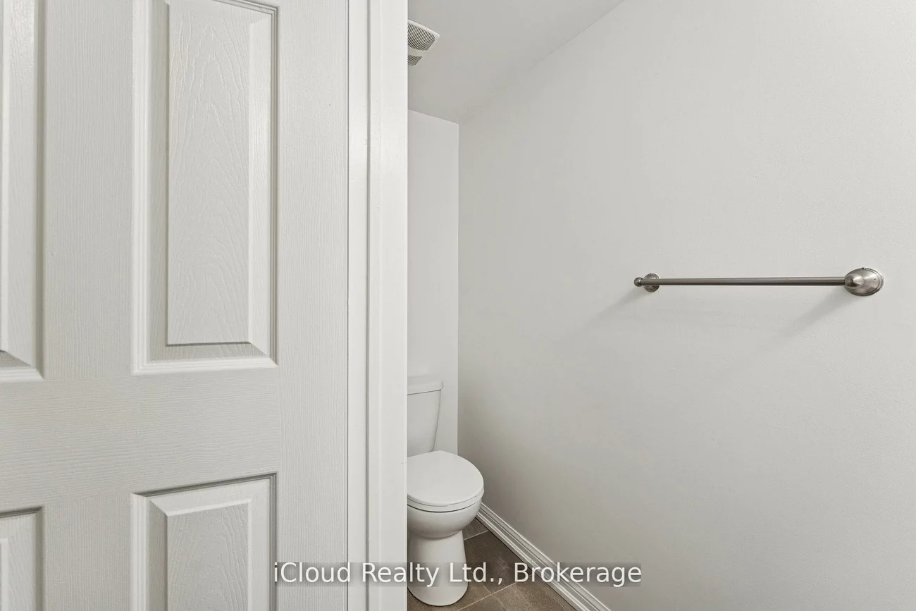 250, Sunny Meadow, Sandringham-Wellington, Brampton