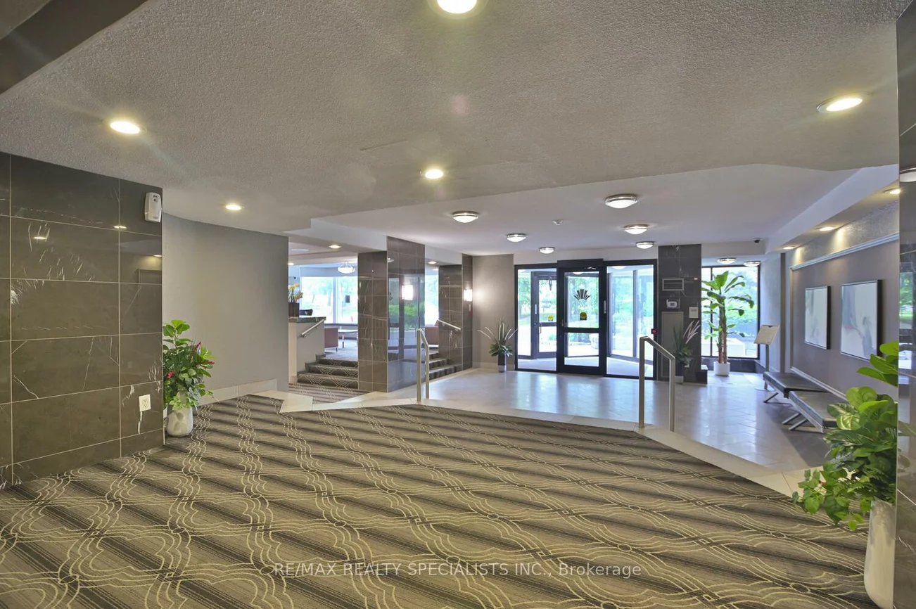 8, Lisa, Queen Street Corridor, Brampton