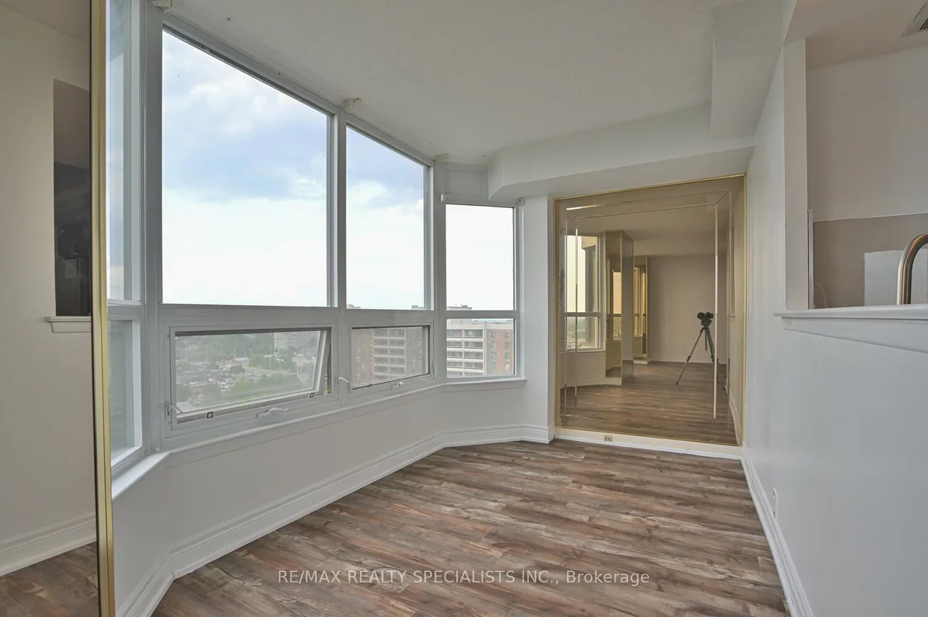 8, Lisa, Queen Street Corridor, Brampton