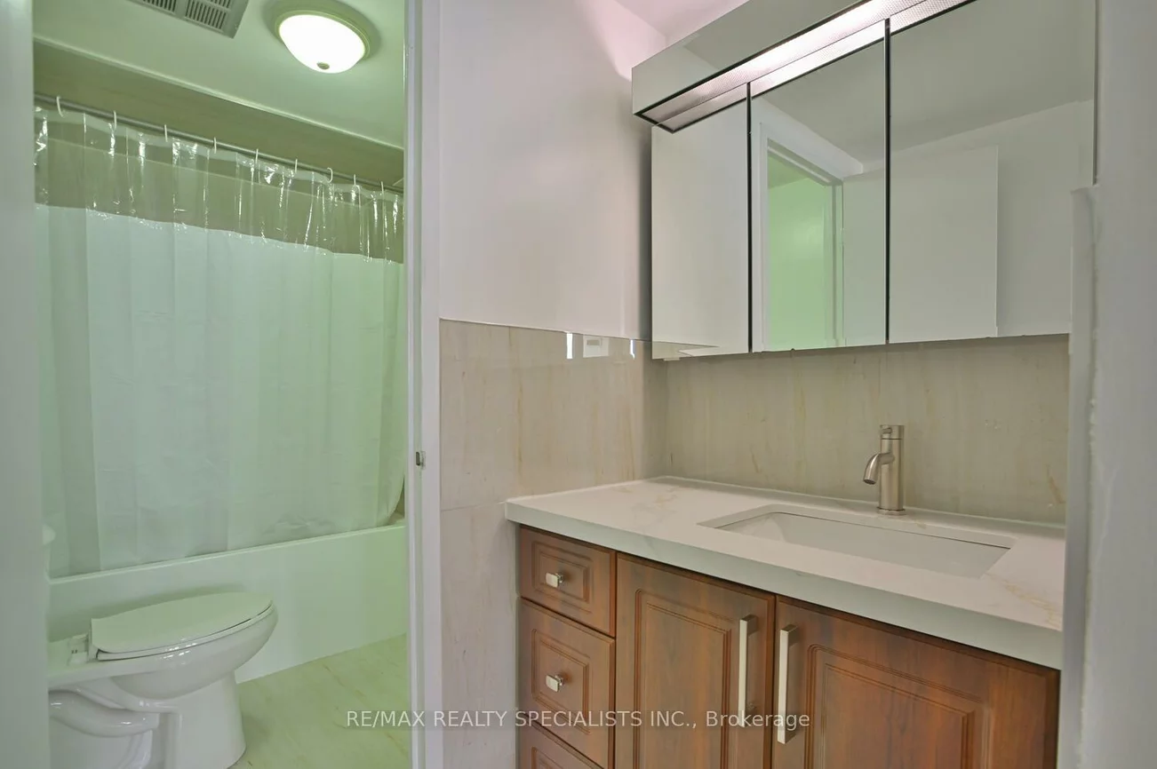 8, Lisa, Queen Street Corridor, Brampton