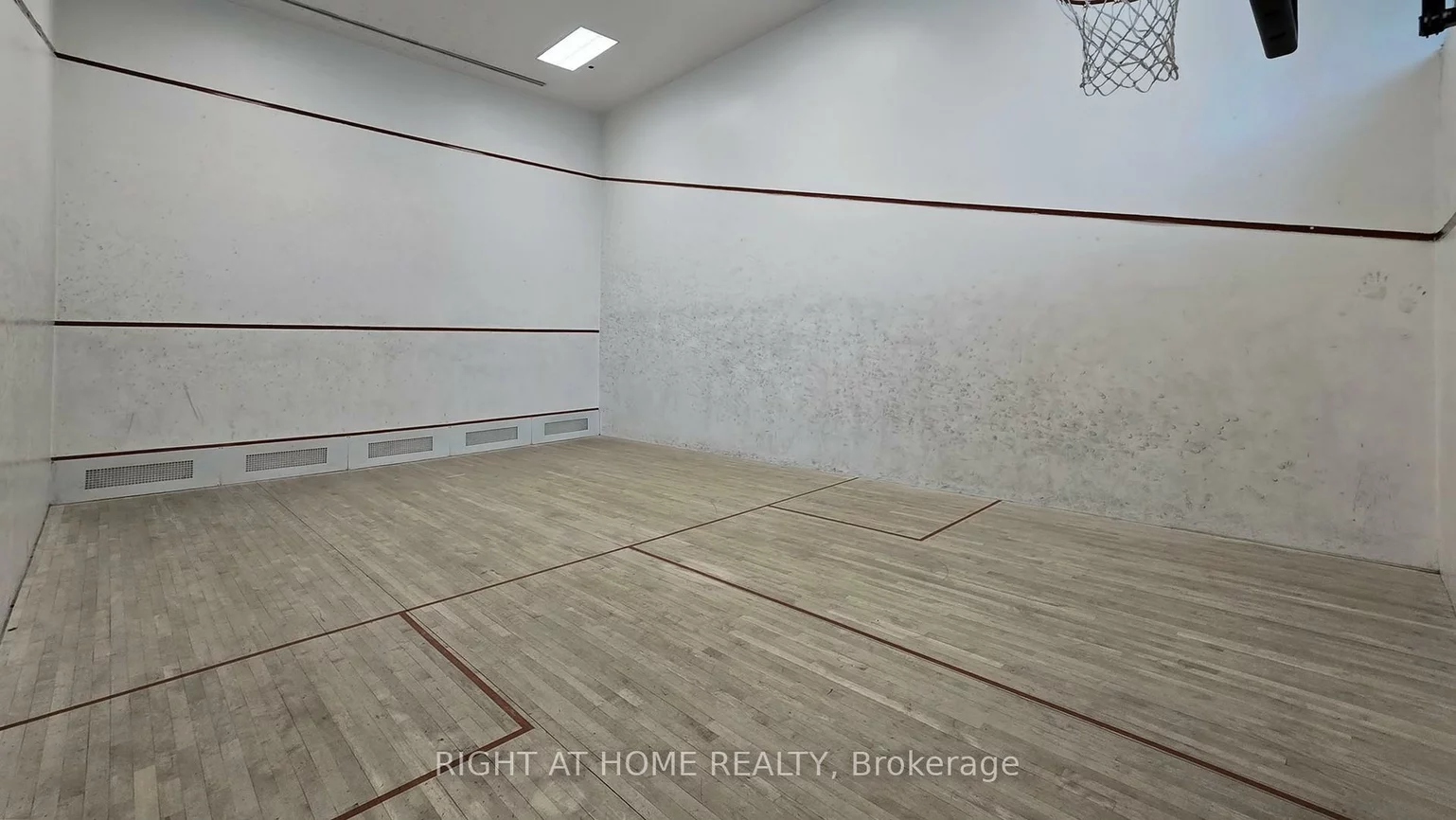 22, Hanover, Queen Street Corridor, Brampton