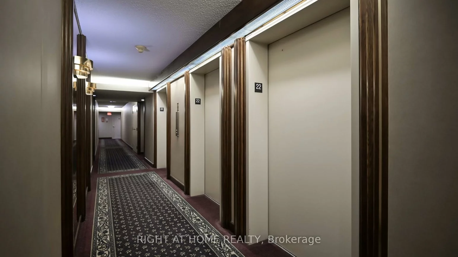 22, Hanover, Queen Street Corridor, Brampton