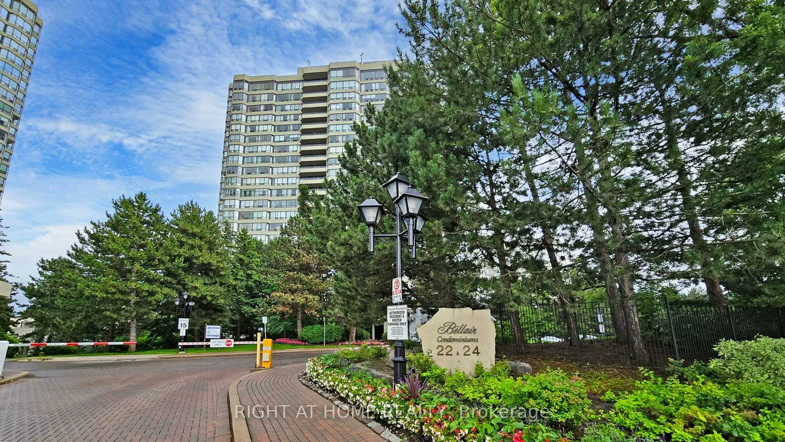 22, Hanover, Queen Street Corridor, Brampton