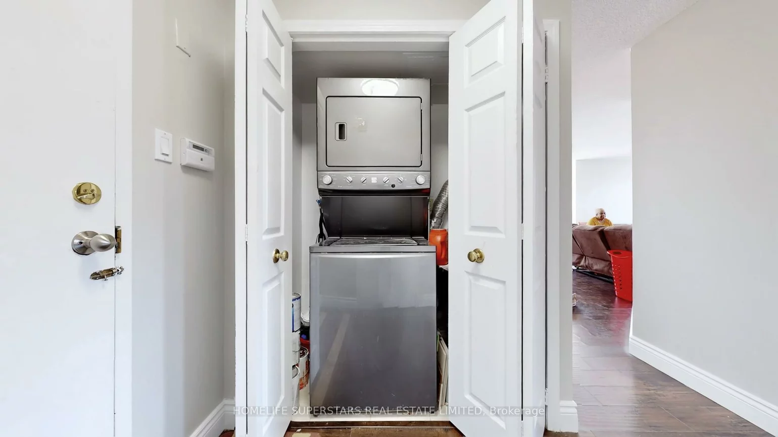 26, Hanover, Queen Street Corridor, Brampton