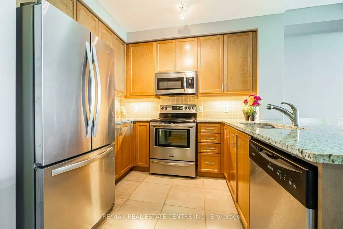 100, John, Downtown Brampton, Brampton