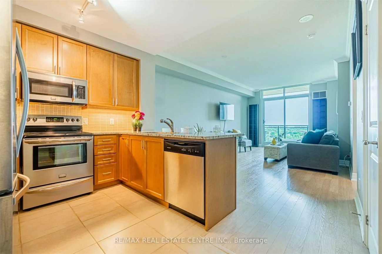 100, John, Downtown Brampton, Brampton