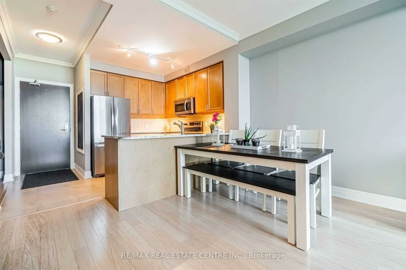 100, John, Downtown Brampton, Brampton