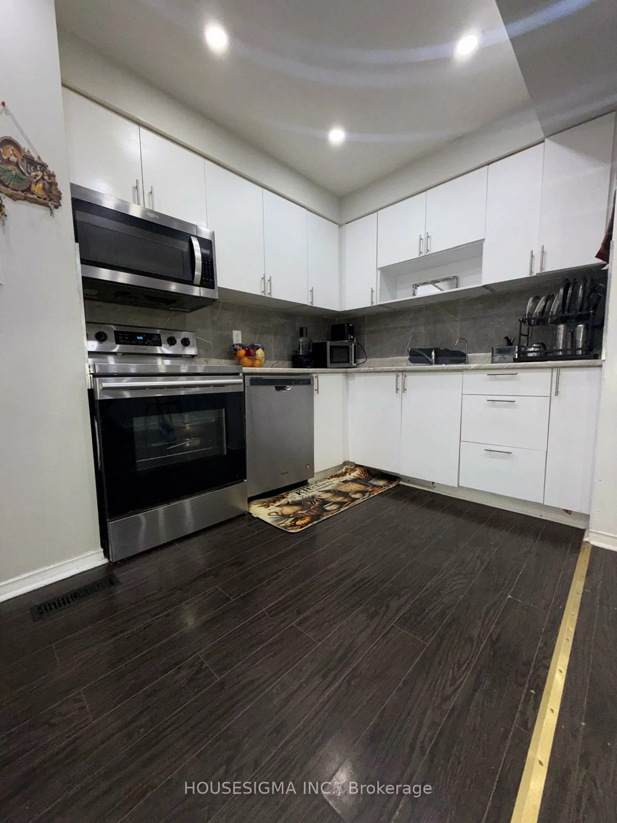 3, Sinclair, Brampton West, Brampton